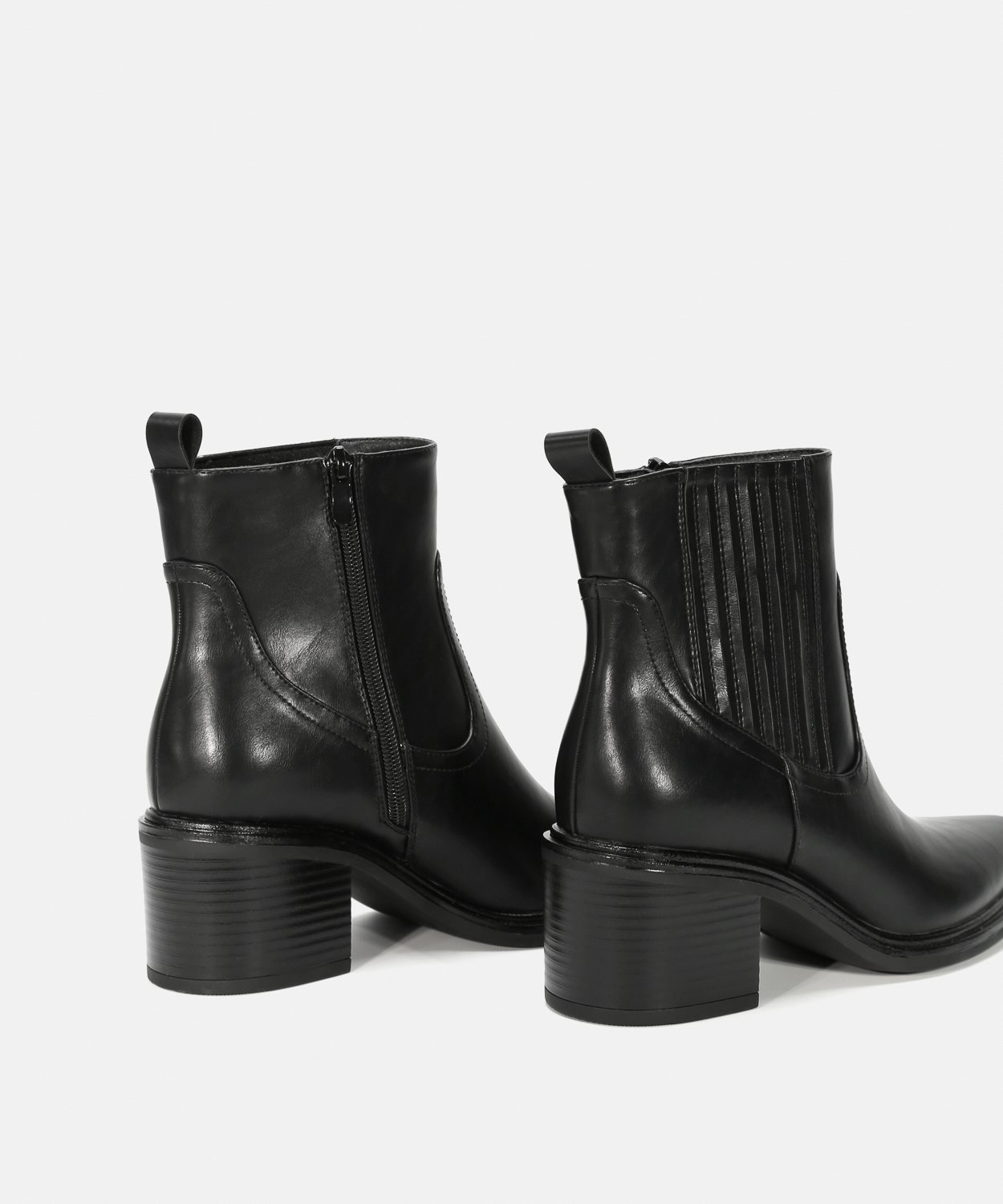 Botins pretos salto chelsea image number null